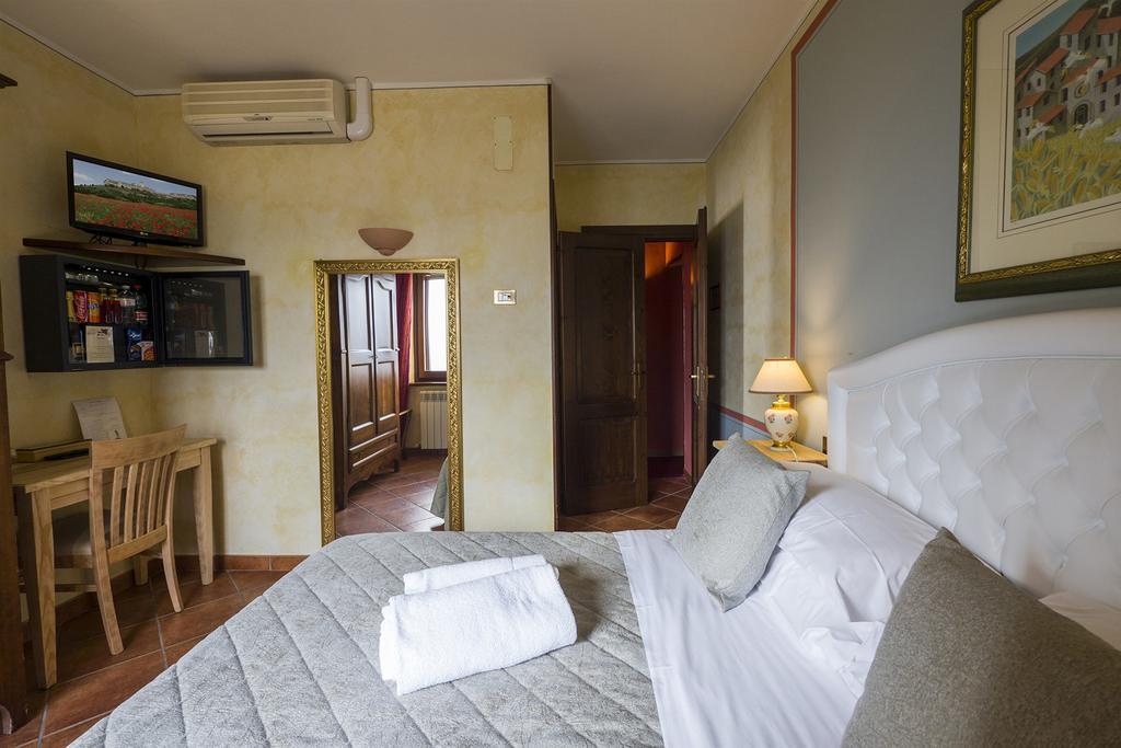 Il Melograno Agriturismo & Spa Pianello  Luaran gambar