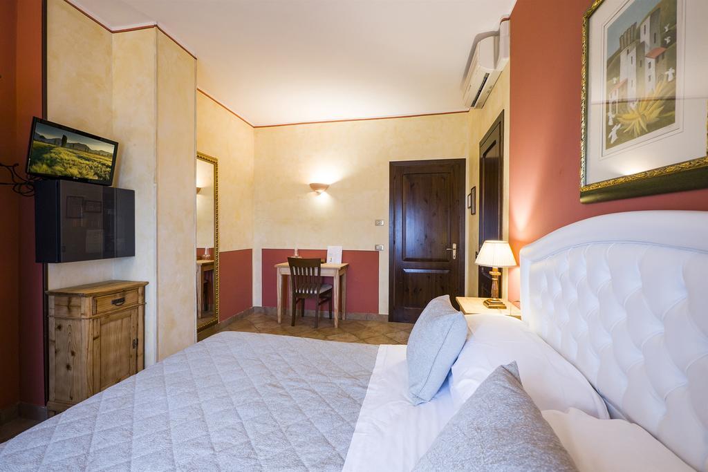 Il Melograno Agriturismo & Spa Pianello  Luaran gambar