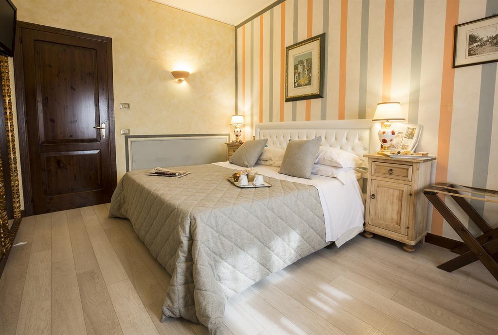 Il Melograno Agriturismo & Spa Pianello  Luaran gambar