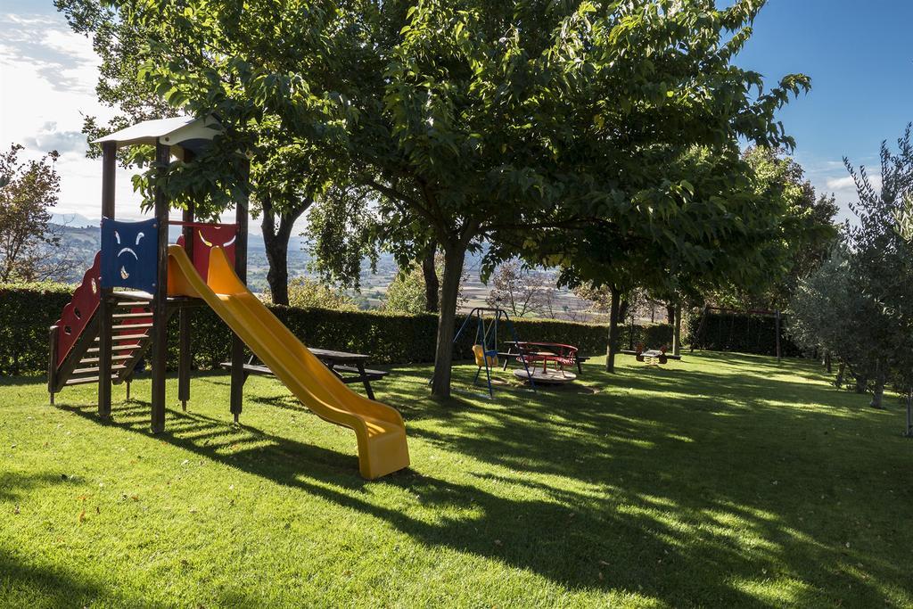 Il Melograno Agriturismo & Spa Pianello  Luaran gambar